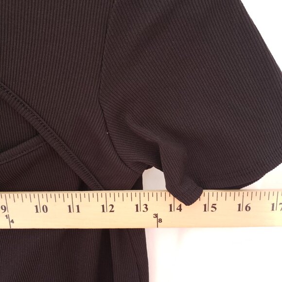 Bombom Women Black Short Sleeve Unique Cut Shirt Blouse Size Small Made in USA - Picture 2 of 13